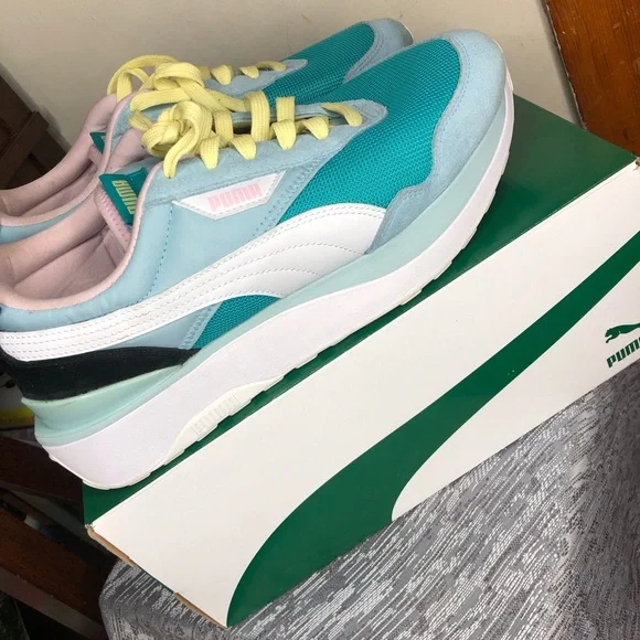 Puma Rider Sneakers Sz WMS 11- Great Condition - Picture 2 of 5